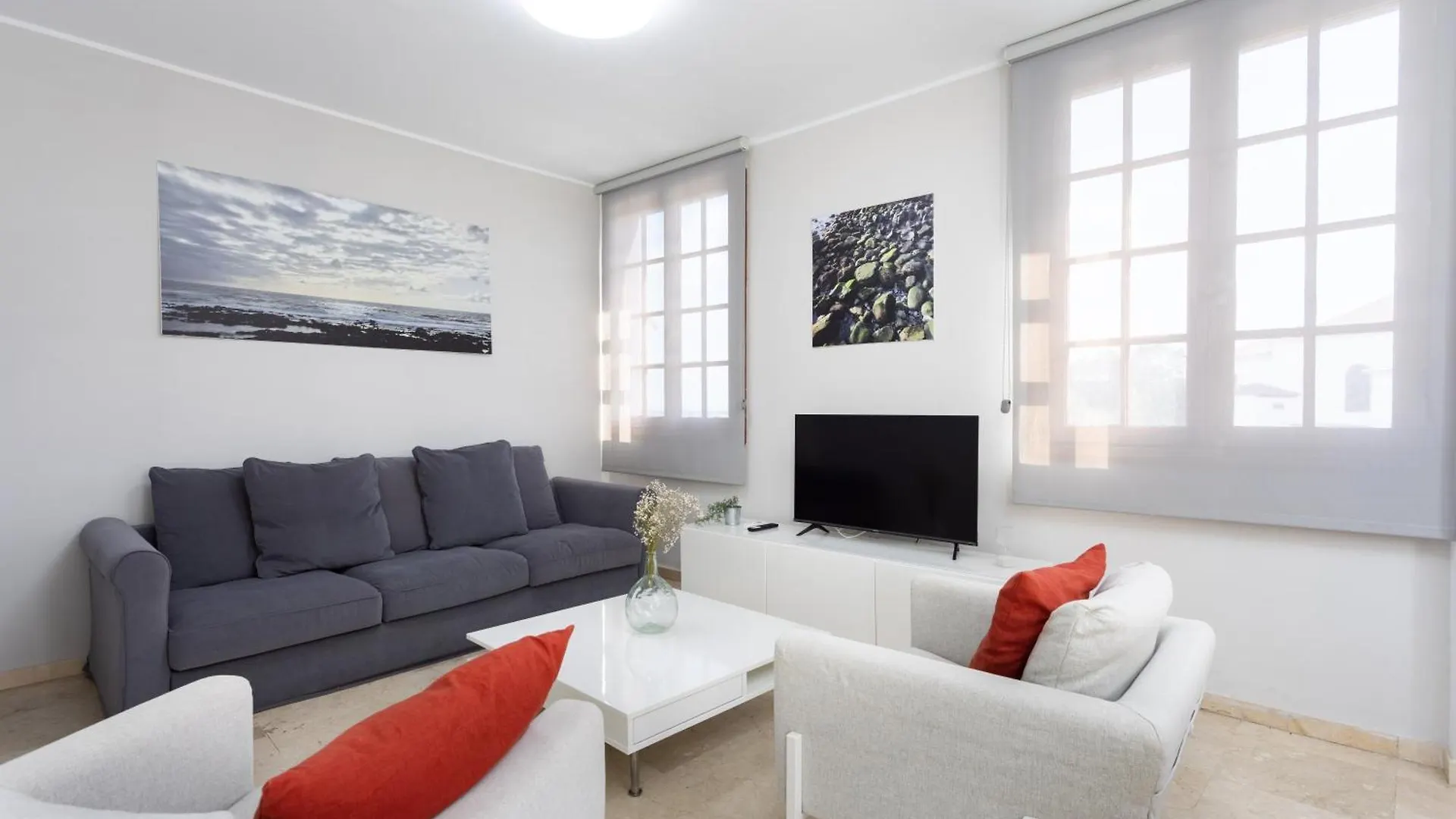 Old City Two-Bedroom Apartment With Sea View Santa Cruz de Tenerife