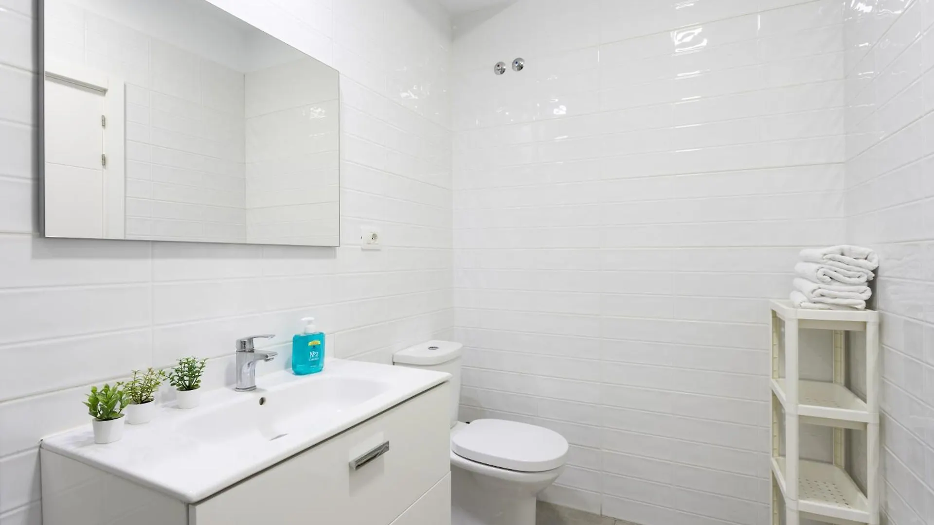 Old City Two-Bedroom Apartment With Sea View Santa Cruz de Tenerife