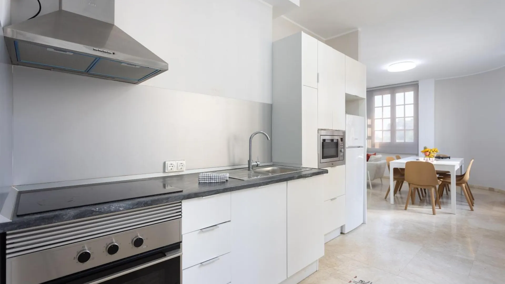 Old City Two-Bedroom Apartment With Sea View Santa Cruz de Tenerife